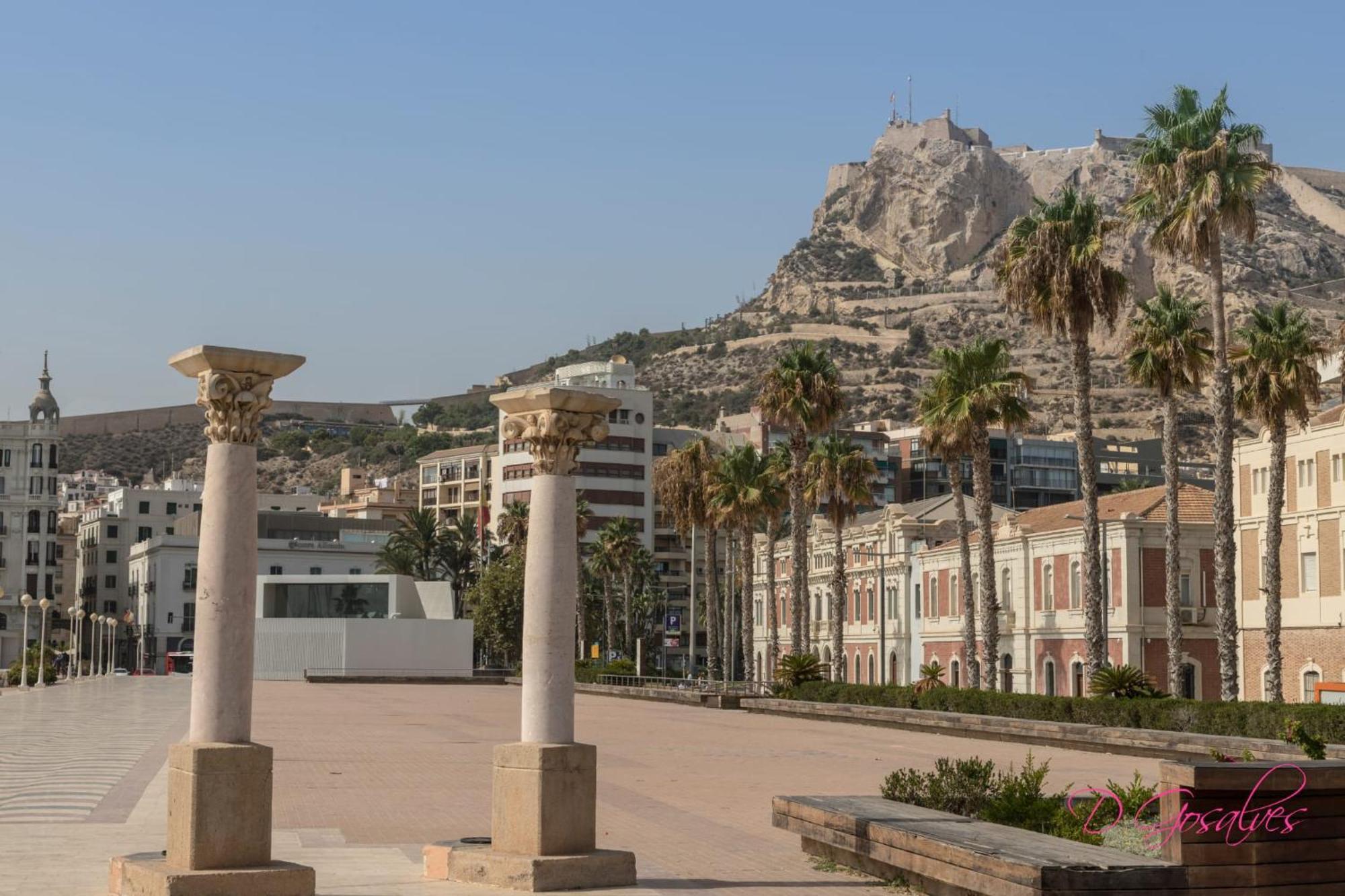 El Barrio Alicante , Playa Y Casco Antiguo Екстериор снимка